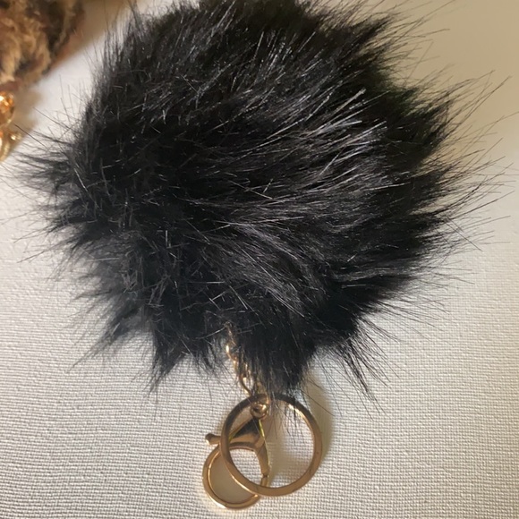 Assorted keychains - Picture 6 of 9